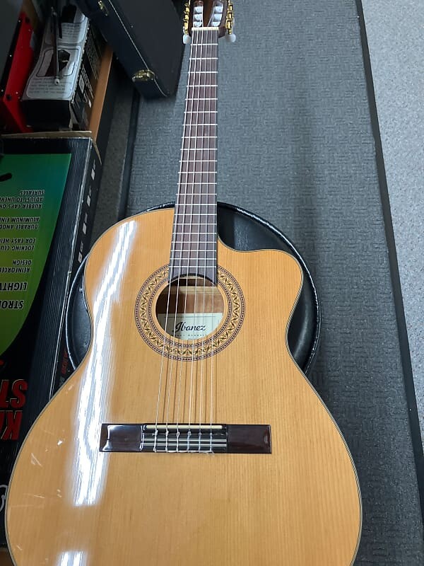 Ibanez GA5TCE-AM
Ibanez GA5TCE-AM