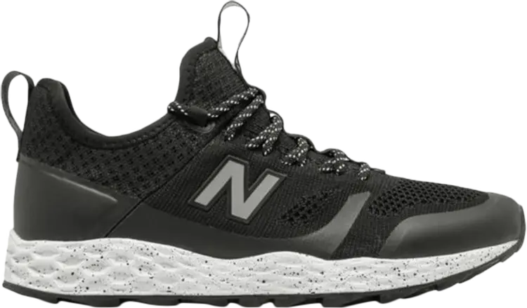 Кроссовки New Balance Trailbuster 'Fresh Foam', черный
Кроссовки New Balance Trailbuster 'Fresh Foam', черный
