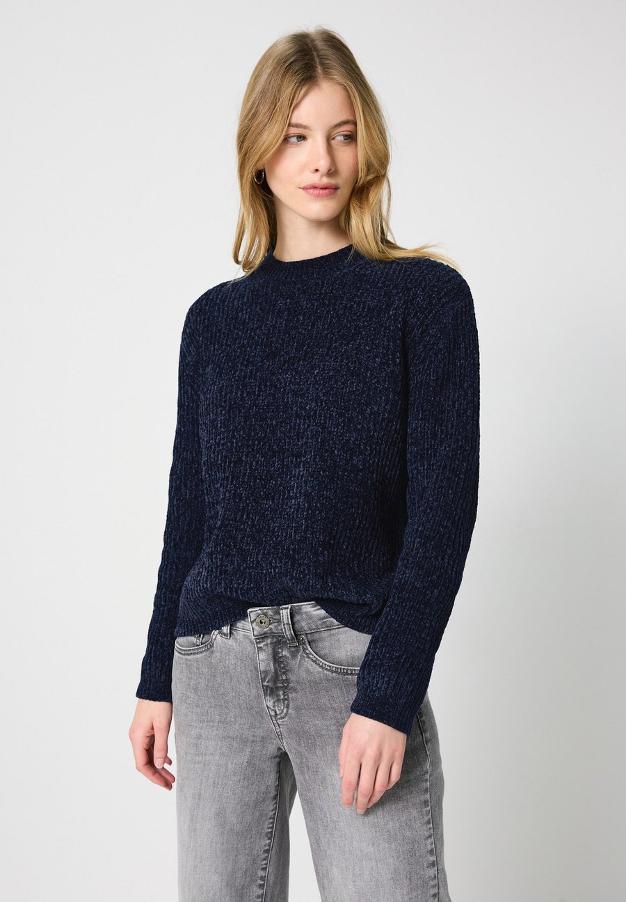 Джемпер Street One CHENILLE , Blau/Dark Blue
Джемпер Street One CHENILLE , Blau/Dark Blue
