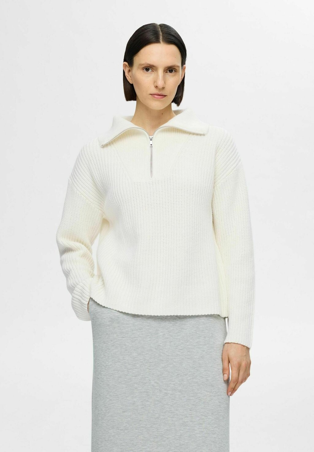 Джемпер HALF Selected Femme, белый
Джемпер HALF Selected Femme, белый