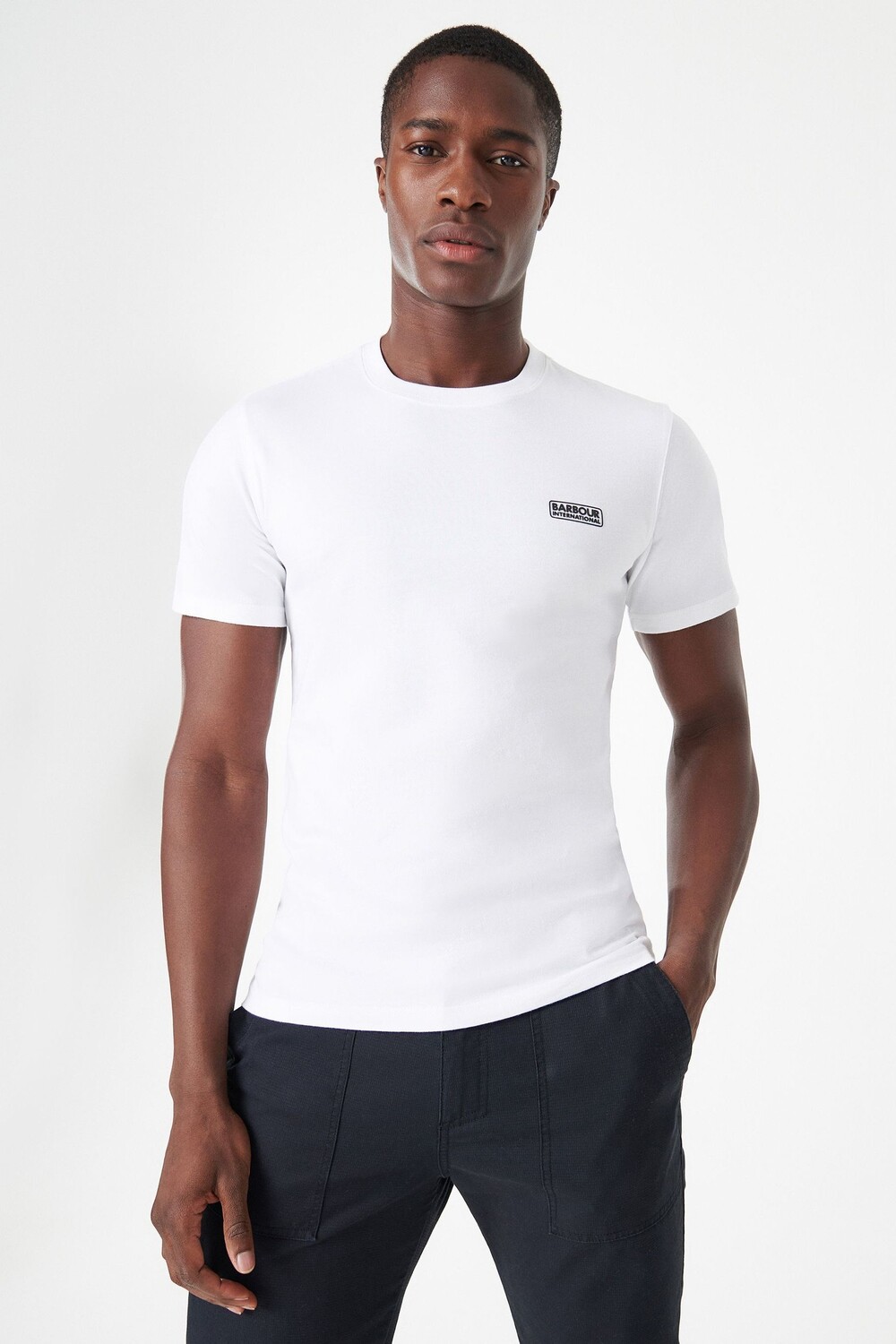 Мужская футболка с маленьким логотипом из 100% хлопка Barbour International, белый
Мужская футболка с маленьким логотипом из 100% хлопка Barbour International, белый