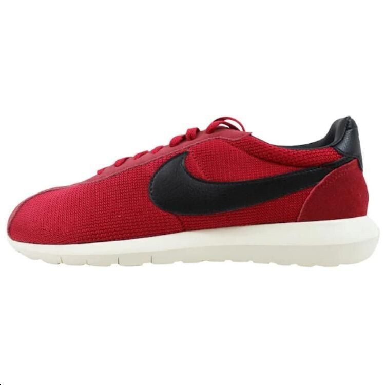 Кроссовки Nike Roshe LD-1000 Gym Red/Black-Sail, красный
Кроссовки Nike Roshe LD-1000 Gym Red/Black-Sail, красный