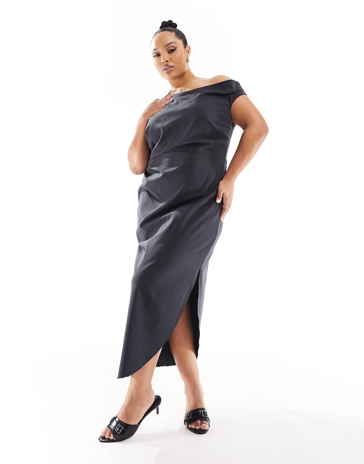 Платье Asos Design Curve Bengaline Fallen Shoulder Midi With Ruched Waist And Twist Shoulder Detail, темно-серый
Платье Asos Design Curve Bengaline Fallen Shoulder Midi With Ruched Waist And Twist Shoulder Detail, темно-серый