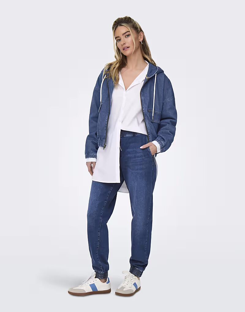 ONLY Узкие джинсы из средне-синего денима
ONLY Узкие джинсы из средне-синего денима