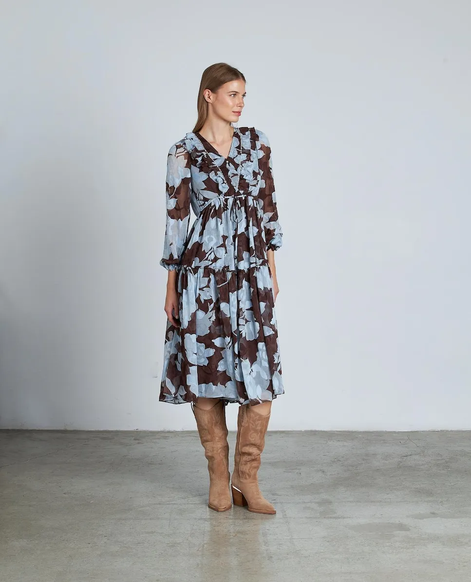 Длинное платье с воланами и полупрозрачными пышными рукавами Alma en Pena, коричневый
Длинное платье с воланами и полупрозрачными пышными рукавами Alma en Pena, коричневый