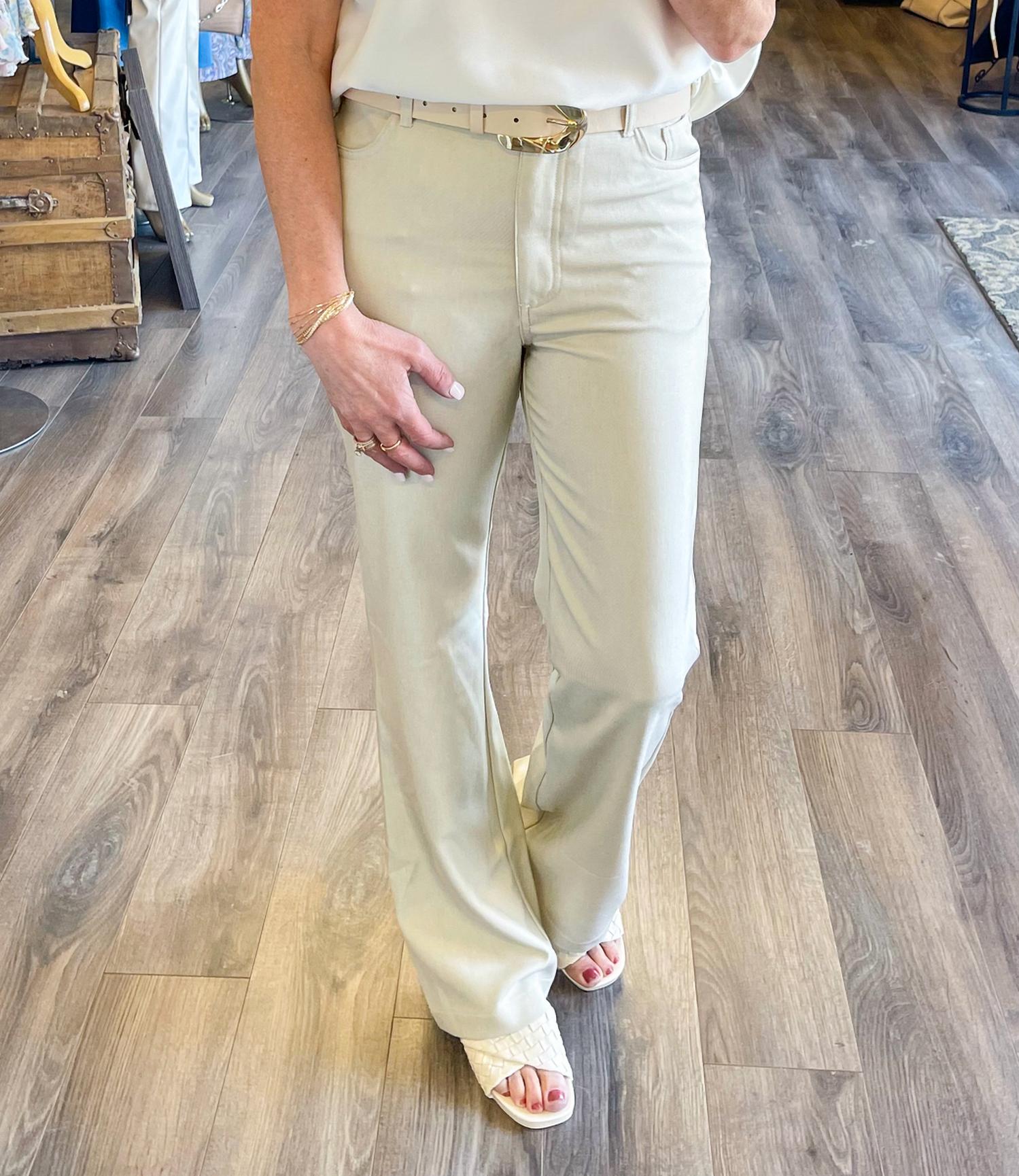 Женские брюки Aurora в песочном цвете Venti6, Sand
Женские брюки Aurora в песочном цвете Venti6, Sand