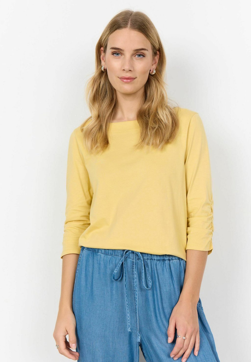 Топ с длинными рукавами SC-DERBY 44 Soyaconcept, желтый
Топ с длинными рукавами SC-DERBY 44 Soyaconcept, желтый