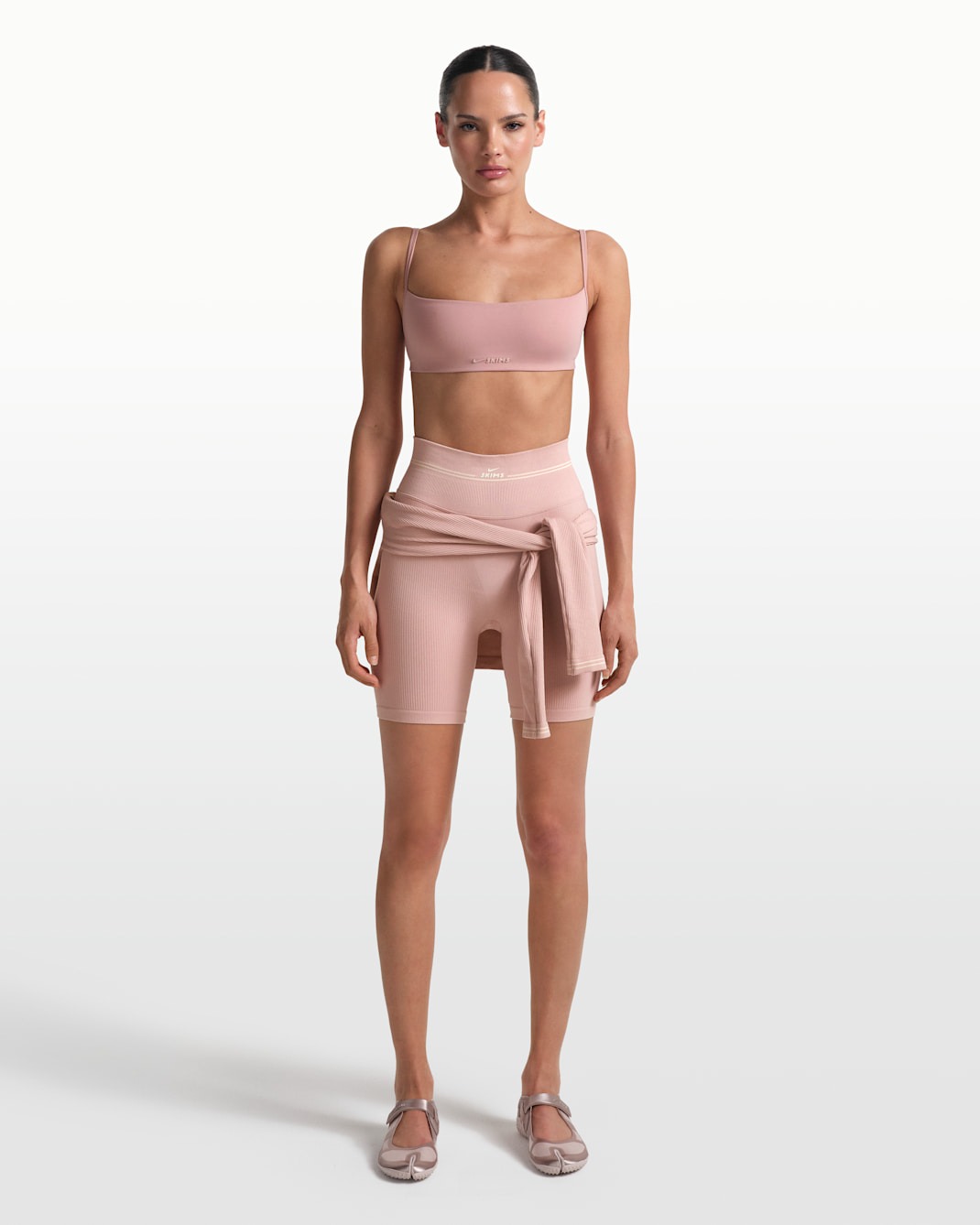 Шорты Nike x SKIMS Ribbed Seamless Women's 5", розовый
Шорты Nike x SKIMS Ribbed Seamless Women's 5", розовый