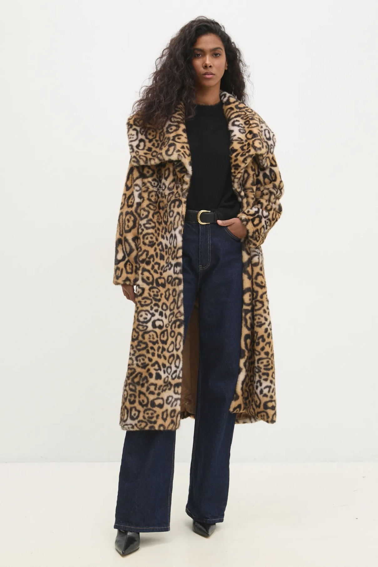 Плащ Answear Lab, бежевый
Плащ Answear Lab, бежевый