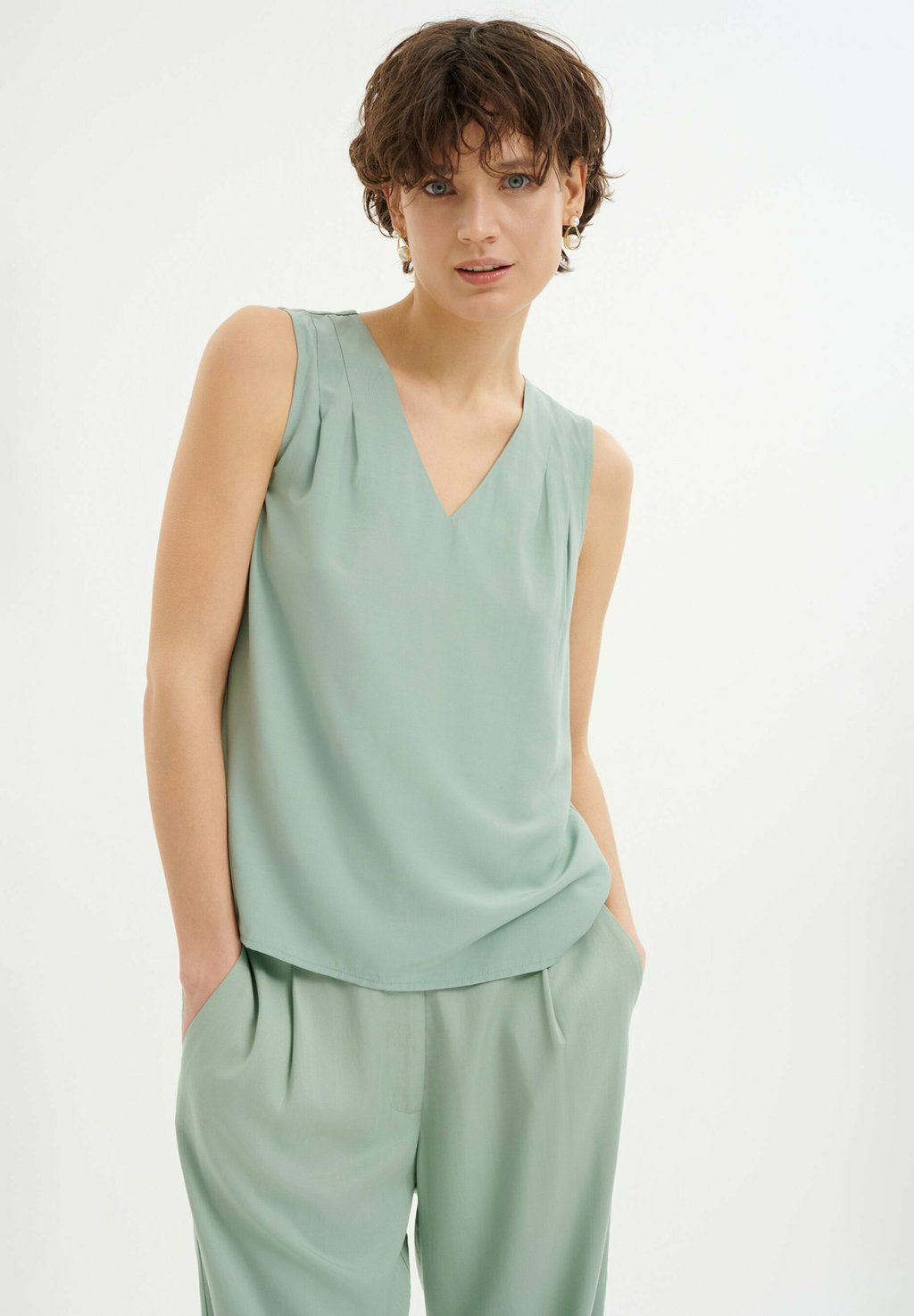 Блуза Top Greenpoint, светло-зеленый
Блуза Top Greenpoint, светло-зеленый