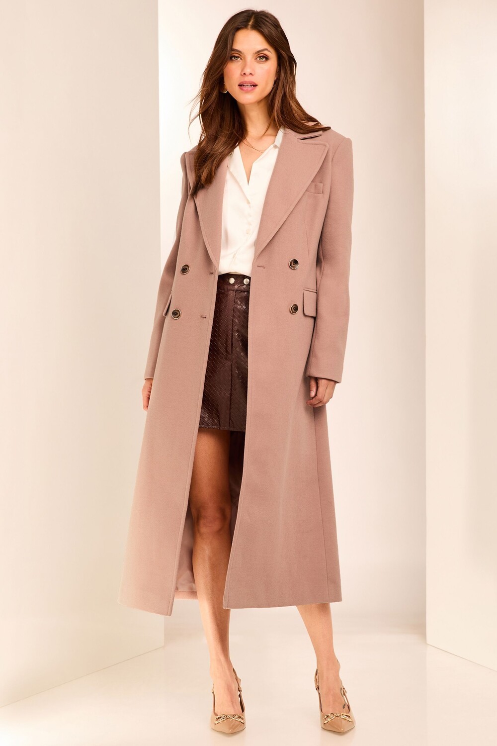 Длинное двубортное пальто с шерстью Lipsy, розовый
Длинное двубортное пальто с шерстью Lipsy, розовый