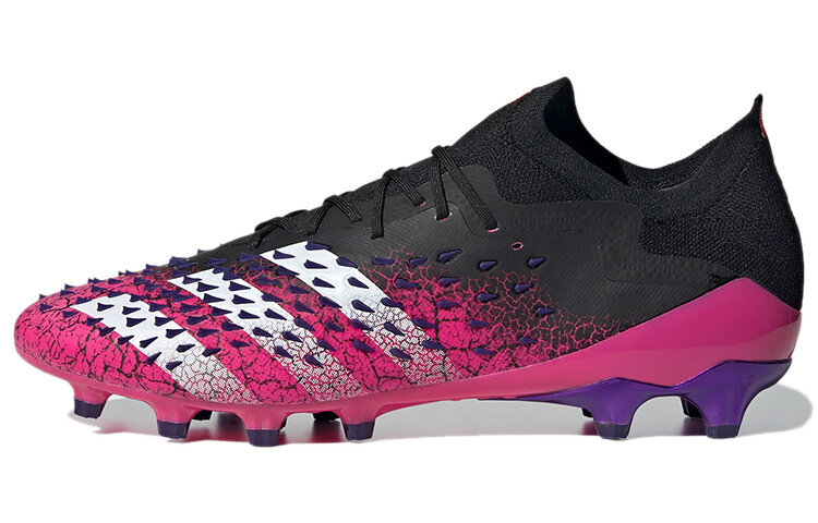 Мужские футбольные кроссовки Adidas Freak
Мужские футбольные кроссовки Adidas Freak