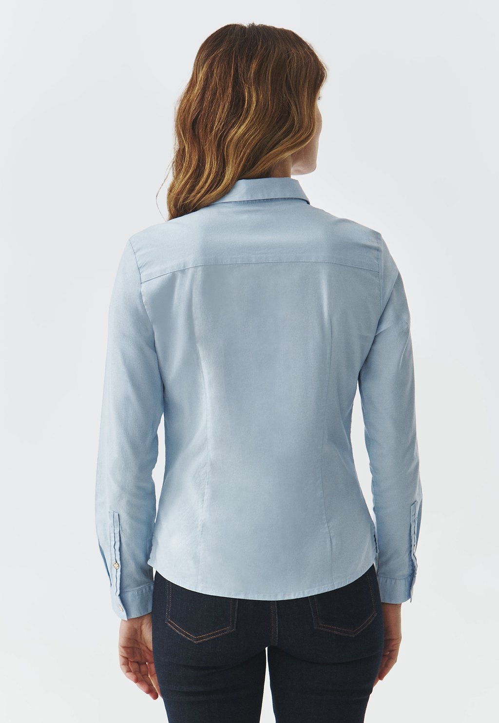 Блузка на пуговицах ELIZA TATUUM, светло-голубой
Блузка на пуговицах ELIZA TATUUM, светло-голубой