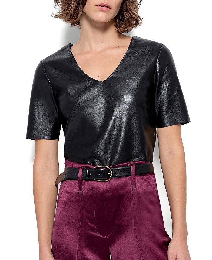 Топ AS by DF Felicity из переработанной кожи с V-образным вырезом, черный
Топ AS by DF Felicity из переработанной кожи с V-образным вырезом, черный