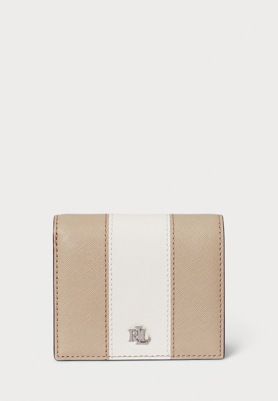 Кошелек Lauren Ralph Lauren TWO-TONE LEATHER COMPACT WALLET, Beige/Soft White/Beige
Кошелек Lauren Ralph Lauren TWO-TONE LEATHER COMPACT WALLET, Beige/Soft White/Beige