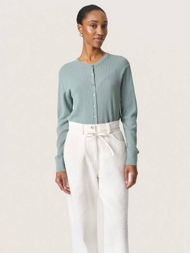 Вязаный кардиган из колючего ребра Soaked In Luxury, цвет Silver Blue
Вязаный кардиган из колючего ребра Soaked In Luxury, цвет Silver Blue