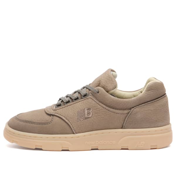 Кроссовки Allerdale New Balance, бежевый
Кроссовки Allerdale New Balance, бежевый