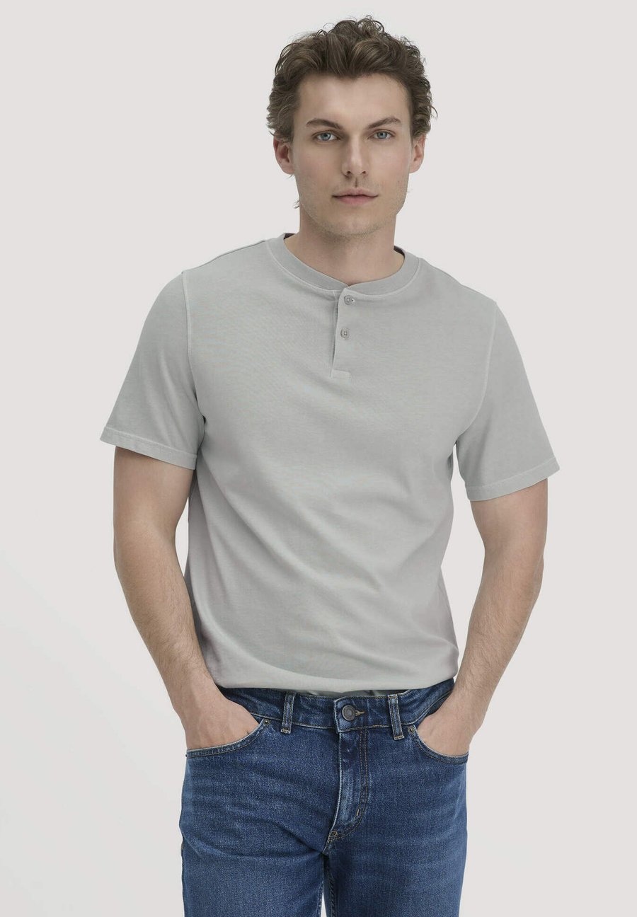 Футболка Hessnatur Basic T-shirt, Nebelgrau/Grey, Серый, Футболка Hessnatur Basic T-shirt, Nebelgrau/Grey
Футболка Hessnatur Basic T-shirt, Nebelgrau/Grey, Серый, Футболка Hessnatur Basic T-shirt, Nebelgrau/Grey