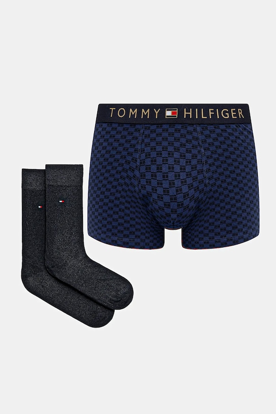 Комплект из боксеров и носков Tommy Hilfiger, темно-синий
Комплект из боксеров и носков Tommy Hilfiger, темно-синий