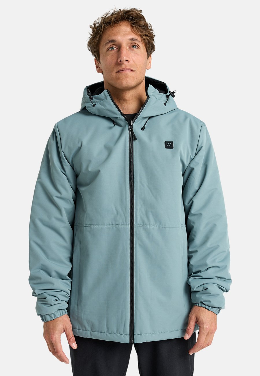 Пальто Billabong TRANSPORT REVO , Blh/Blue-Grey
Пальто Billabong TRANSPORT REVO , Blh/Blue-Grey