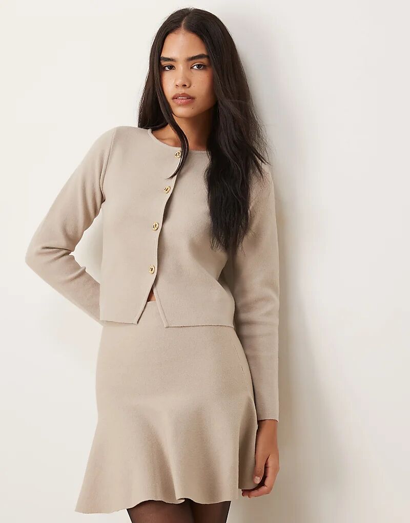 Кардиган Vila структурированной вязки в натуральном меланжевом цвете
Кардиган Vila структурированной вязки в натуральном меланжевом цвете