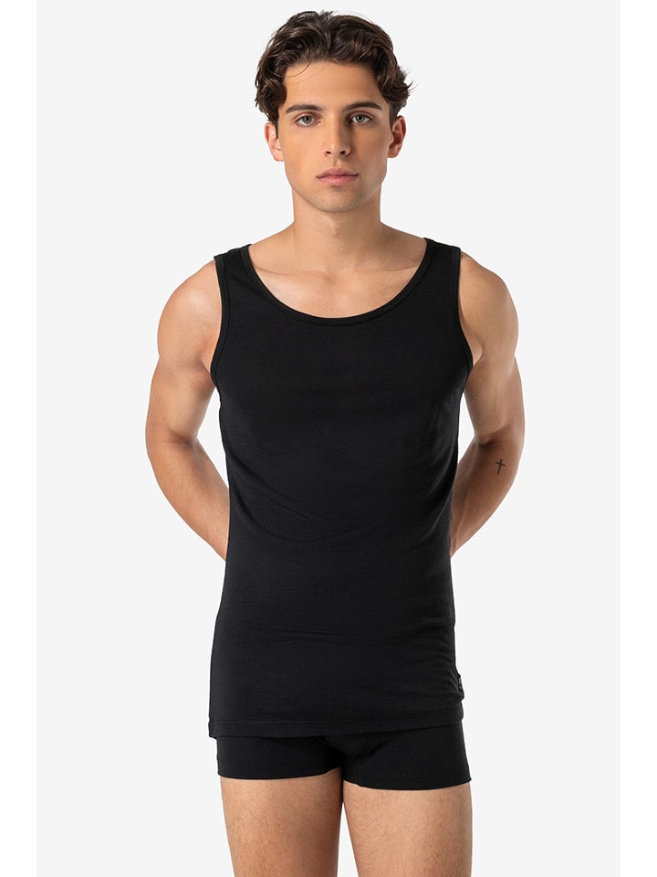 Super.natural функциональная майка "Sierra" черного цвета
Super.natural функциональная майка "Sierra" черного цвета