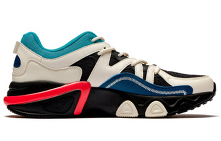 Кроссовки мужские толстые низкие черный/белый/синий 361°
Кроссовки мужские толстые низкие черный/белый/синий 361°