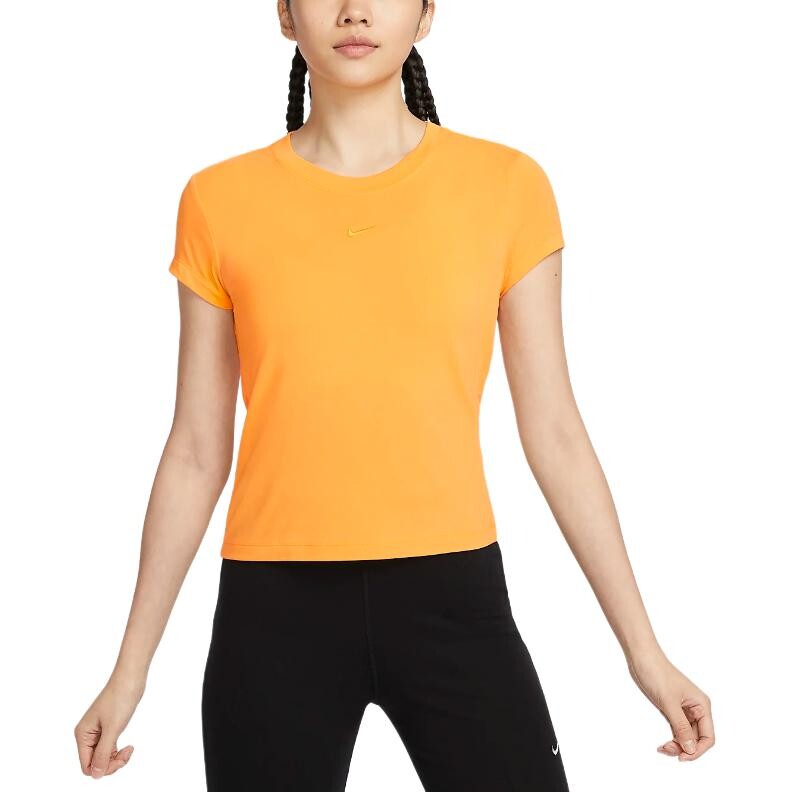 Футболка женская Sundial желтая Nike
Футболка женская Sundial желтая Nike