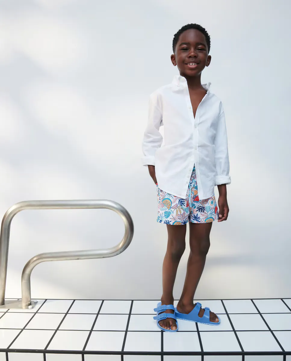 Шорты-бермуды для мальчиков с принтом тропических листьев Kids El Corte Inglés, мультиколор
Шорты-бермуды для мальчиков с принтом тропических листьев Kids El Corte Inglés, мультиколор