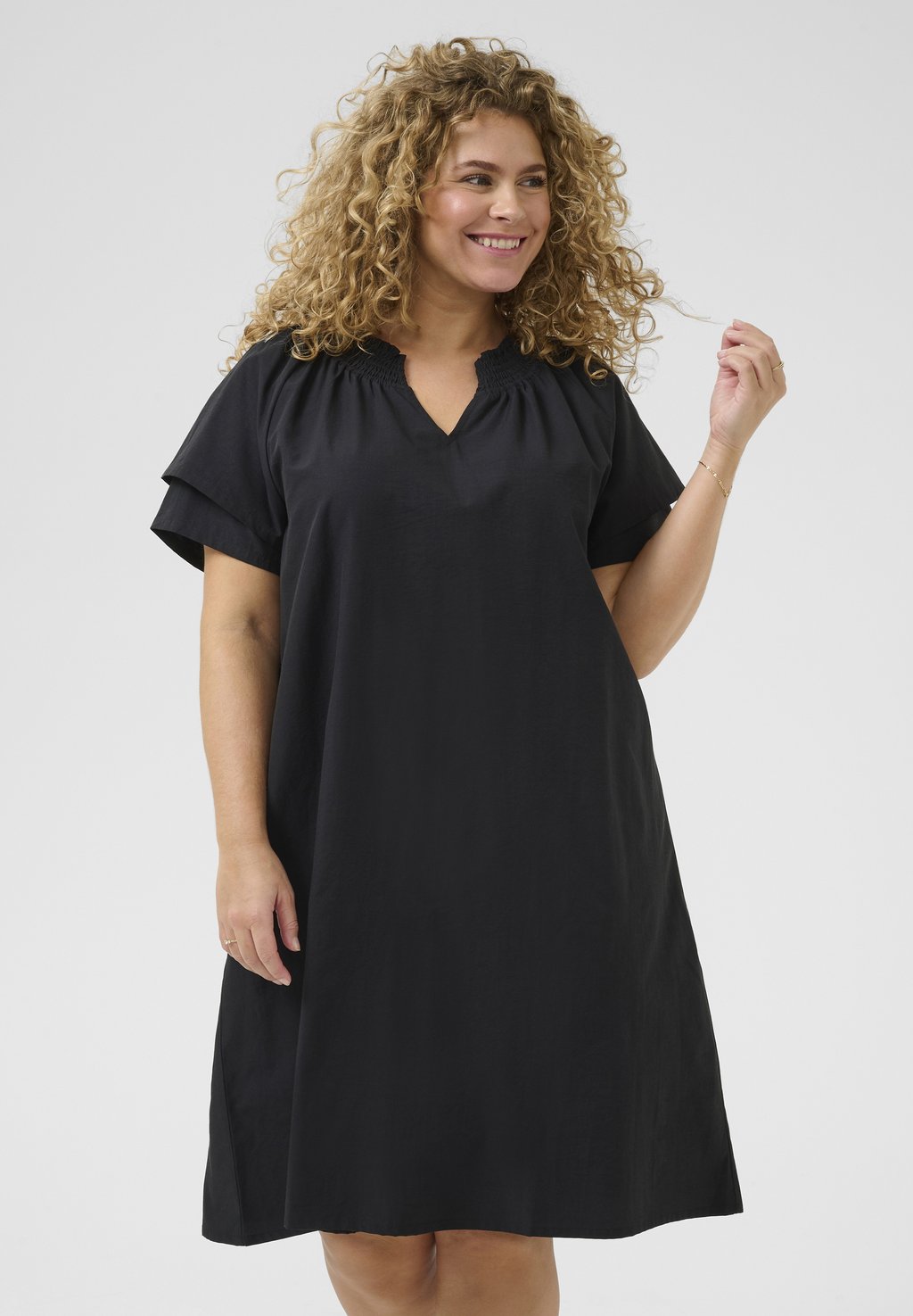 Повседневное платье KCIRSA Kaffe Curve, цвет Black Deep
Повседневное платье KCIRSA Kaffe Curve, цвет Black Deep