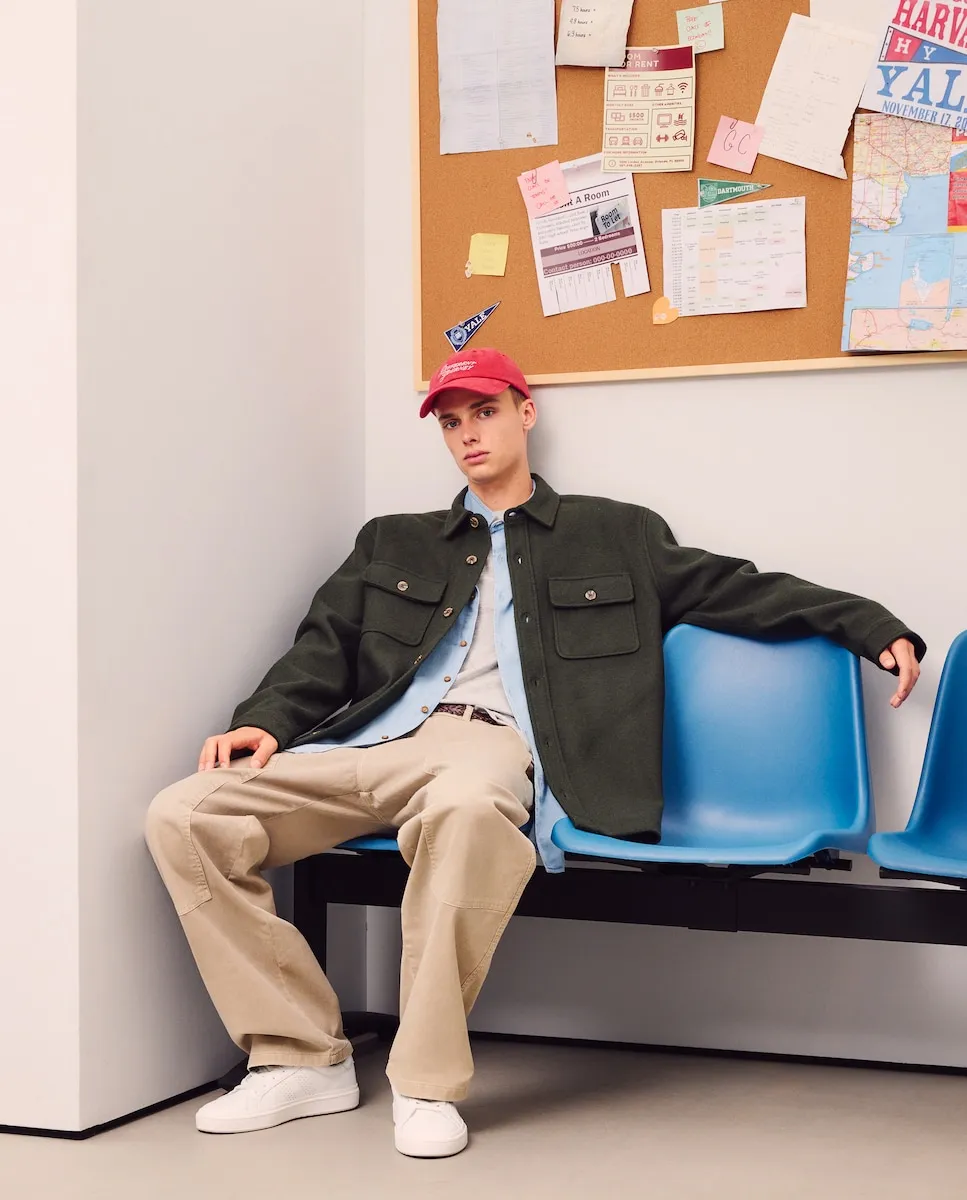 Мужская однотонная рубашка-овершейт Green Coast, темно-зеленый
Мужская однотонная рубашка-овершейт Green Coast, темно-зеленый