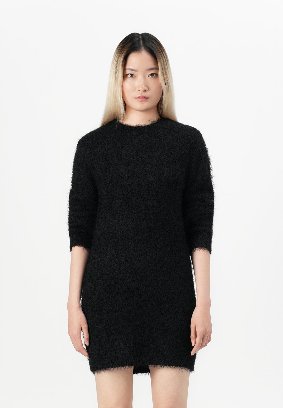 Платье Noisy May NMSASSY LS O NECK FWD, Black
Платье Noisy May NMSASSY LS O NECK FWD, Black