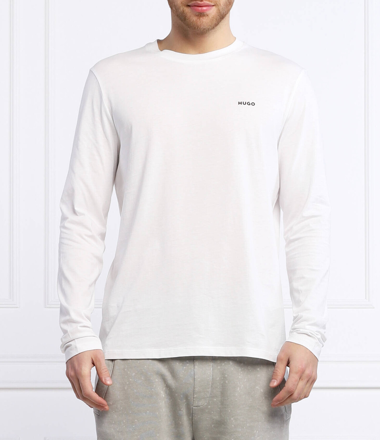 Лонгслив HUGO derol222 regular fit, белый
Лонгслив HUGO derol222 regular fit, белый