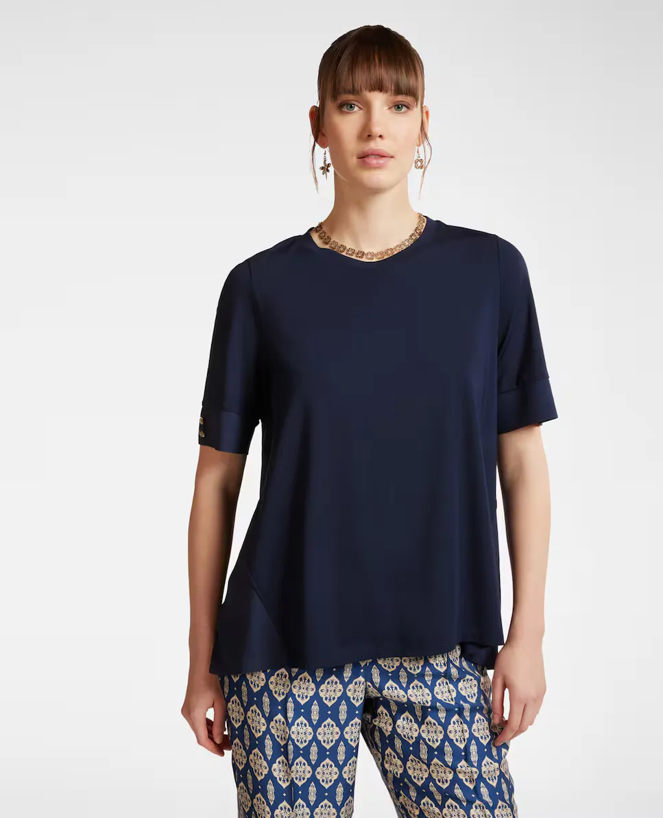 Женская футболка с коротким рукавом и аппликацией на спине Elena Miró, синий
Женская футболка с коротким рукавом и аппликацией на спине Elena Miró, синий