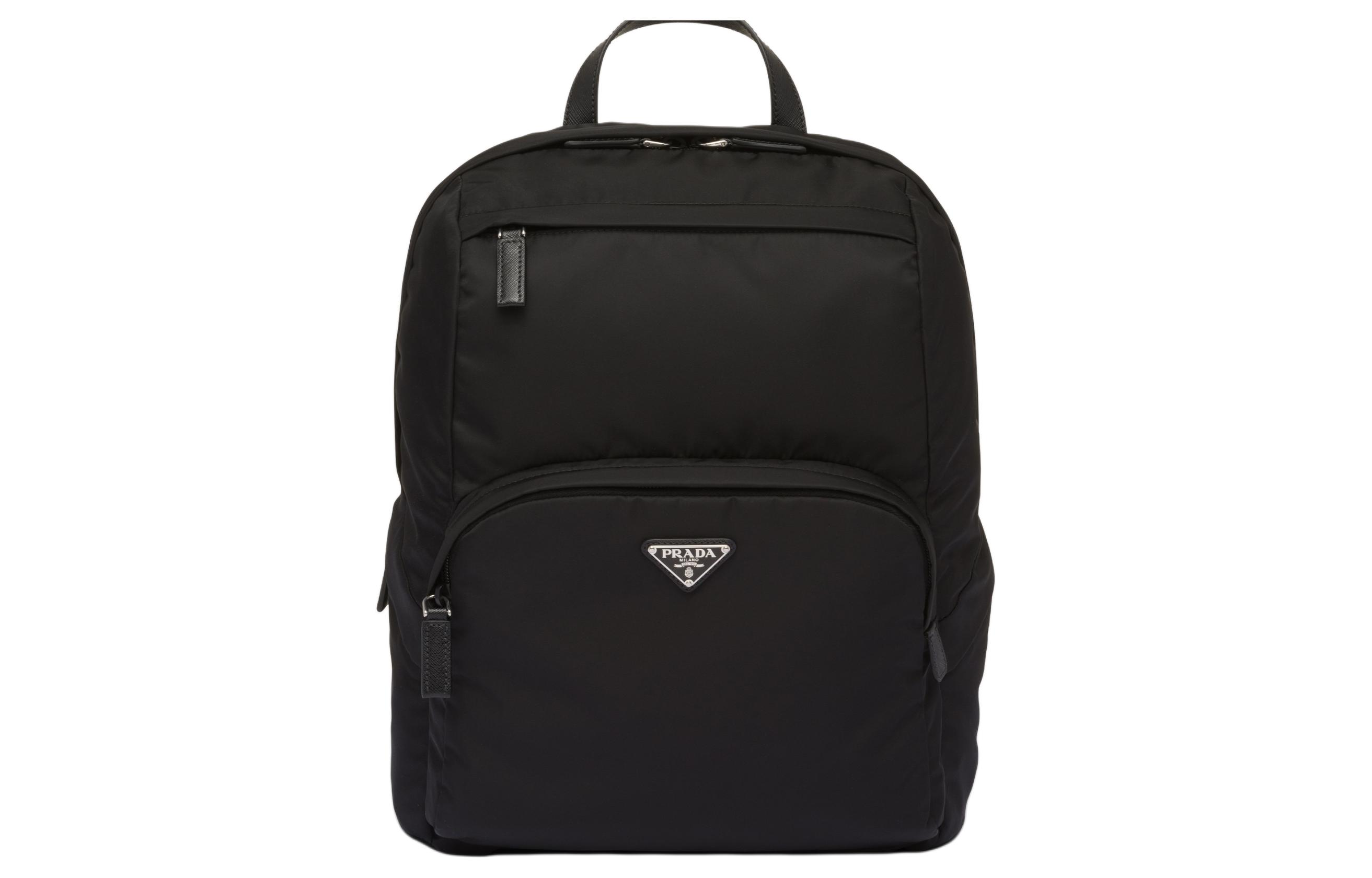PRADA Чёрный рюкзак среднего размера из переработанного нейлона для мужчин
PRADA Чёрный рюкзак среднего размера из переработанного нейлона для мужчин