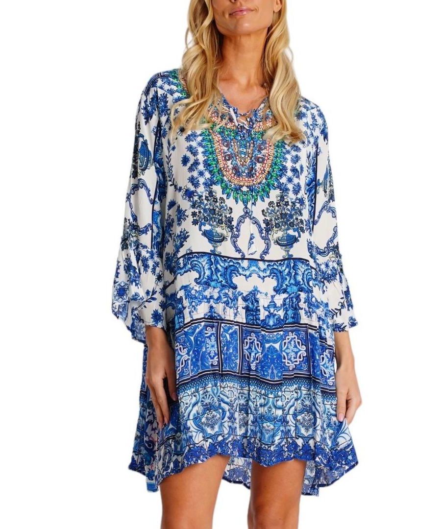 Женское короткое платье с принтом и складками La Moda Clothing, Blue
Женское короткое платье с принтом и складками La Moda Clothing, Blue