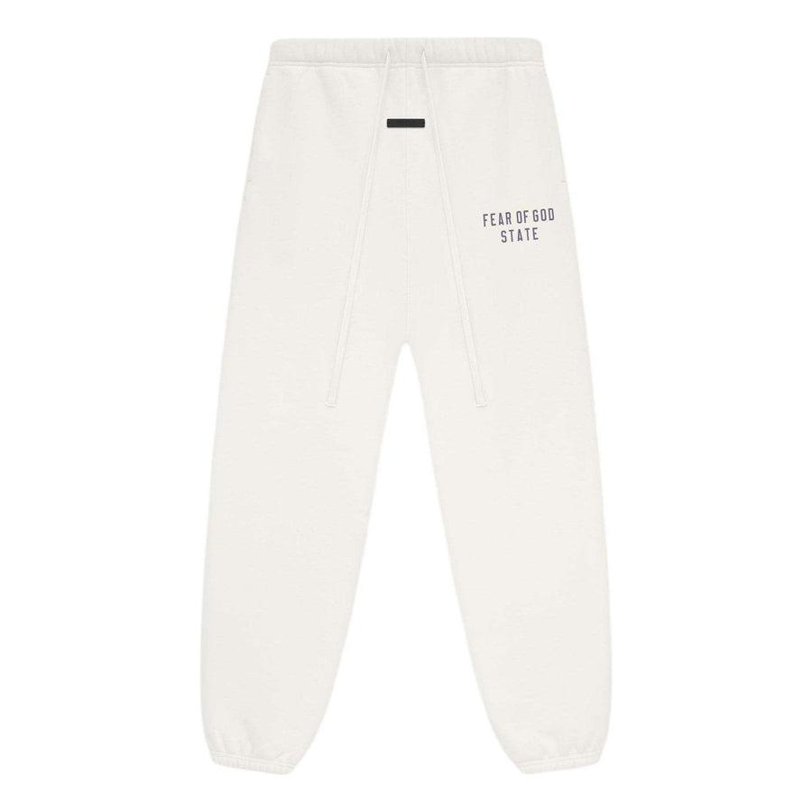 Спортивные брюки Fear of God Essentials Fleece Sweatpant 'Shell', белый
Спортивные брюки Fear of God Essentials Fleece Sweatpant 'Shell', белый