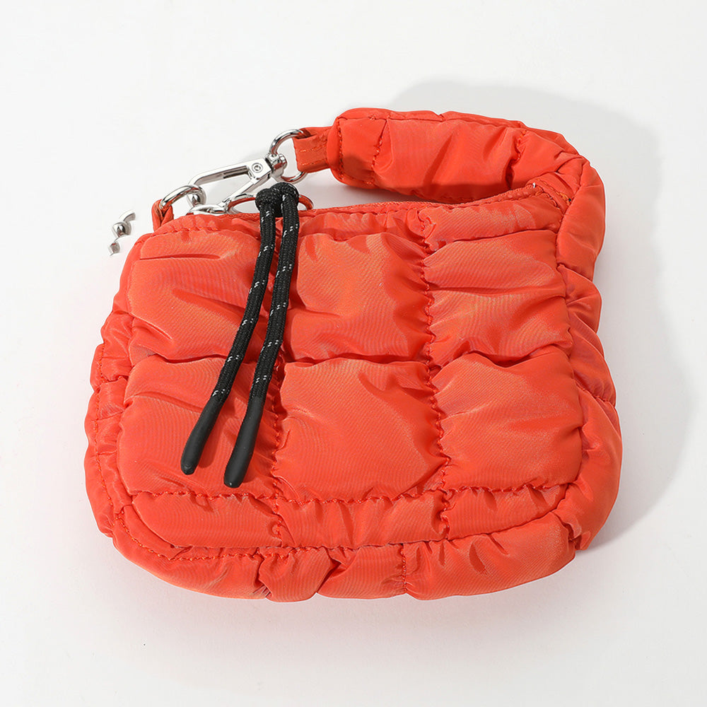Мини-сумка-кошелек из стеганого пуховика / подвеска на сумку FASHNZFAB, оранжевый
Мини-сумка-кошелек из стеганого пуховика / подвеска на сумку FASHNZFAB, оранжевый