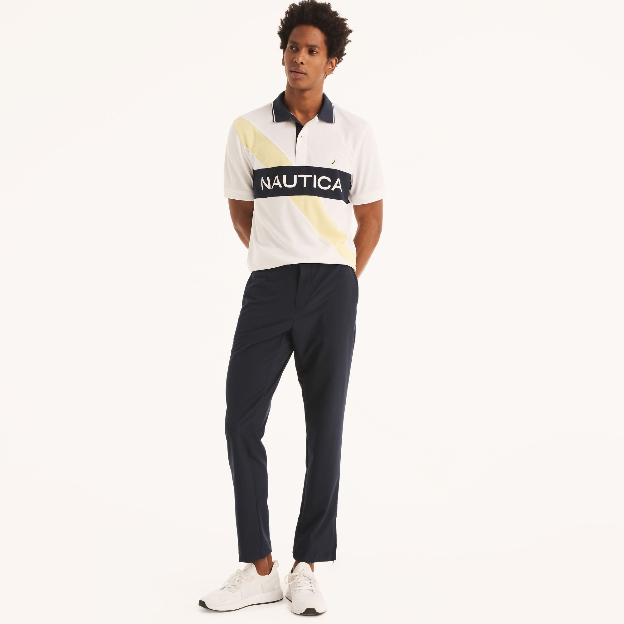 Мужская рубашка-поло Nautica Navtech Sustainably Crafted Classic Fit Colorblock, цвет bright white
Мужская рубашка-поло Nautica Navtech Sustainably Crafted Classic Fit Colorblock, цвет bright white