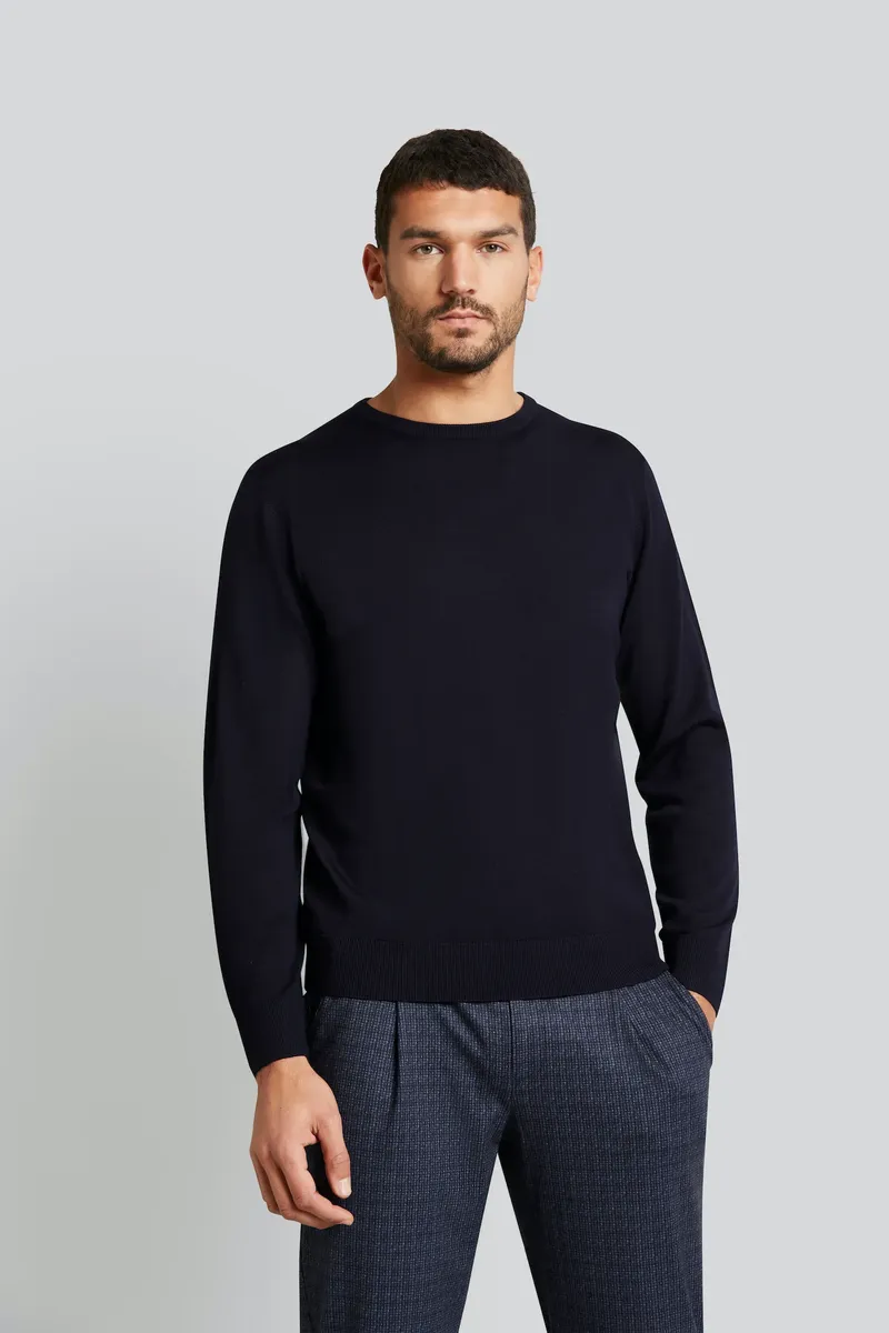 Свитер bugatti с круглым вырезом из тонкой шерсти мериноса, цвет морской волны
Свитер bugatti с круглым вырезом из тонкой шерсти мериноса, цвет морской волны