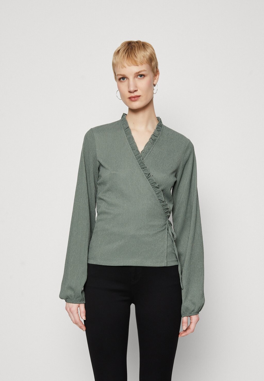 Блузка VMHAYA WRAP Vero Moda, зеленый
Блузка VMHAYA WRAP Vero Moda, зеленый