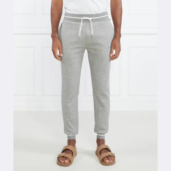 Спортивные брюки классического кроя Boss, серый
Спортивные брюки классического кроя Boss, серый