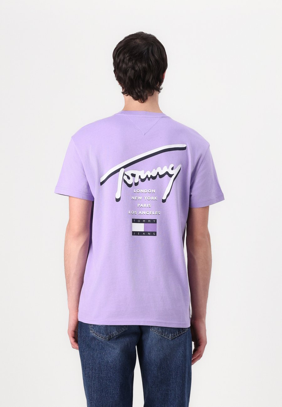 Футболка Tommy Jeans SIGNATURE CITY, Purple/Lilac
Футболка Tommy Jeans SIGNATURE CITY, Purple/Lilac