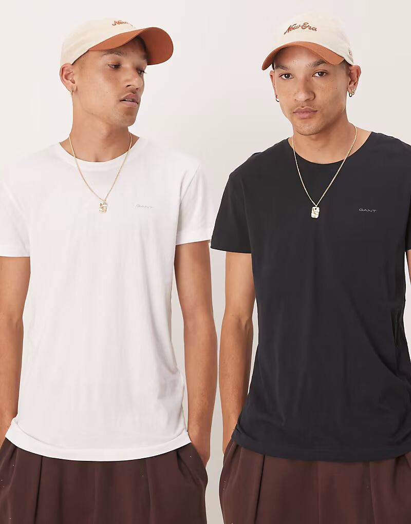 GANT, набор из 2-х домашних футболок с логотипом щита в черно-белом цвете
GANT, набор из 2-х домашних футболок с логотипом щита в черно-белом цвете