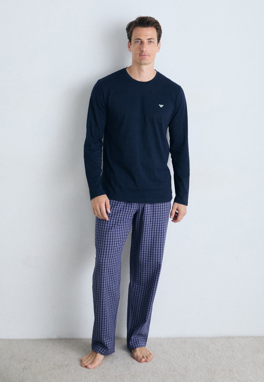 Пижамный комплект Emporio Armani LONG , Blu/Blue
Пижамный комплект Emporio Armani LONG , Blu/Blue