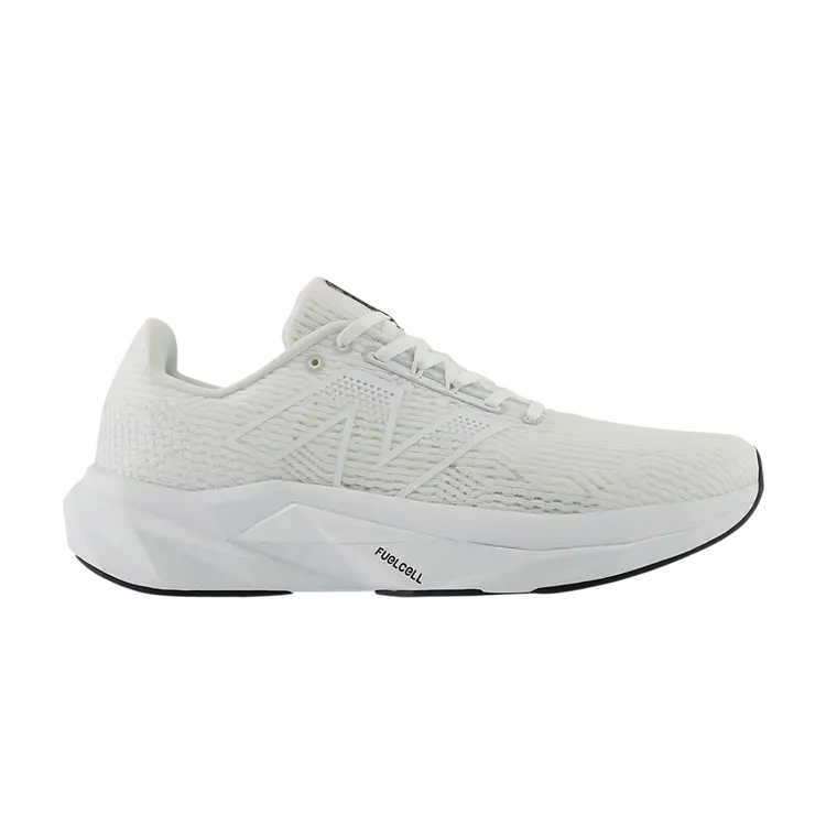 Кроссовки New Balance FuelCell Propel v5, белый
Кроссовки New Balance FuelCell Propel v5, белый