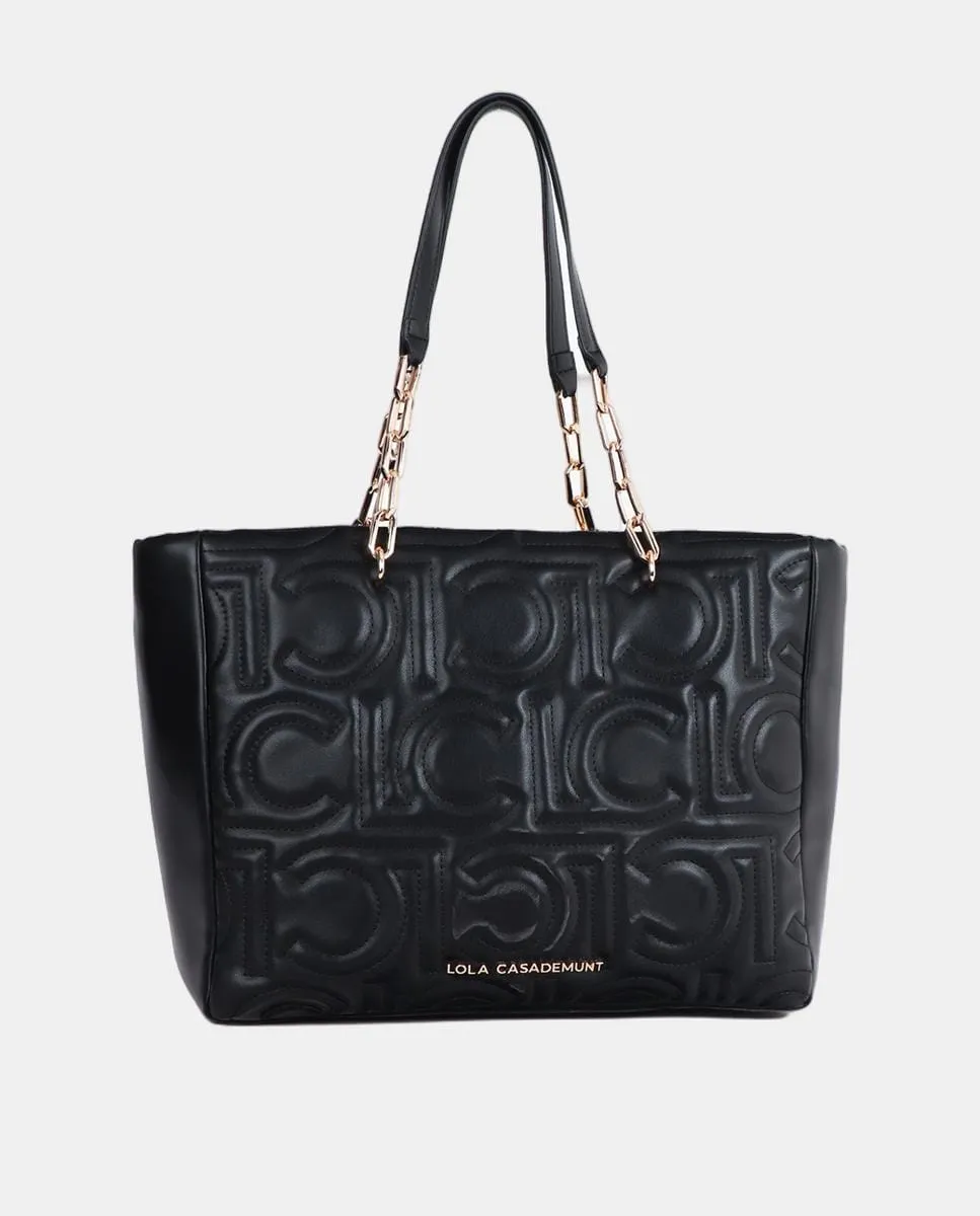 Сумка-шоппер стеганая с логотипом под искусственную кожу с ручкой и цепочкой Lola Casademunt, черный
Сумка-шоппер стеганая с логотипом под искусственную кожу с ручкой и цепочкой Lola Casademunt, черный