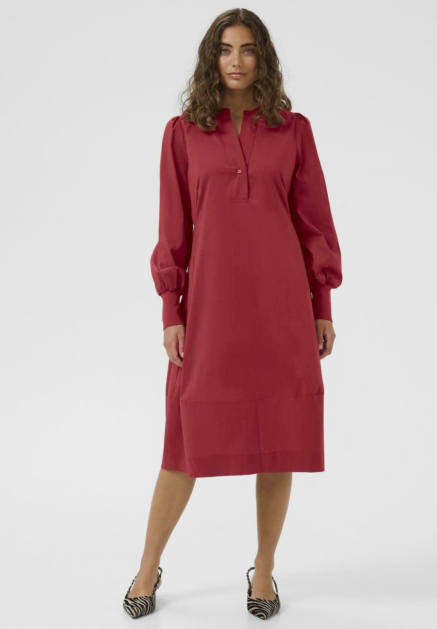 Платье Culture Day dress, Chili Pepper/Red
Платье Culture Day dress, Chili Pepper/Red