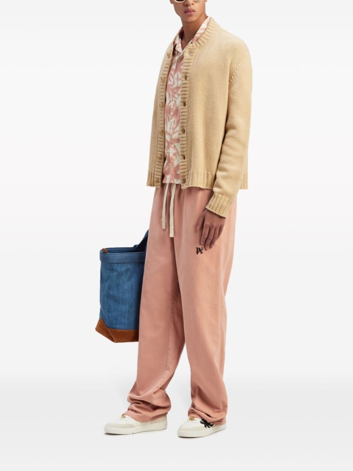 Palm Angels кардиган с логотипом, нейтральный цвет
Palm Angels кардиган с логотипом, нейтральный цвет