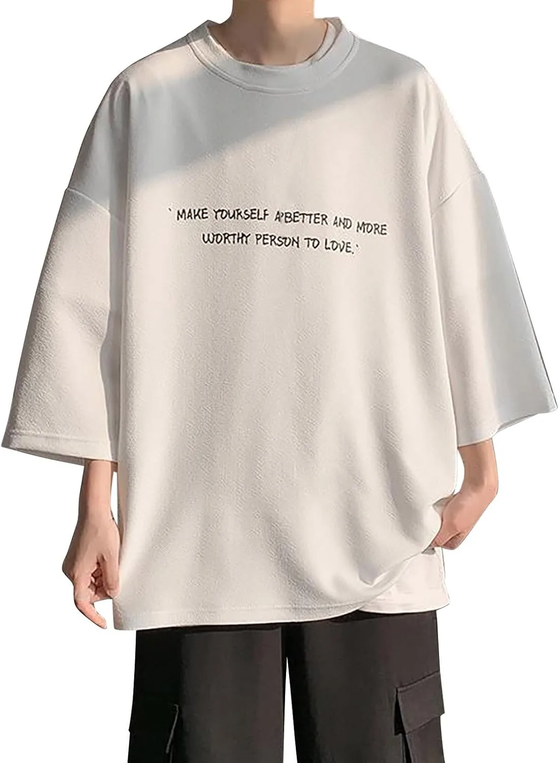 Стильная мужская футболка Relaxed Fit с круглым вырезом
Стильная мужская футболка Relaxed Fit с круглым вырезом